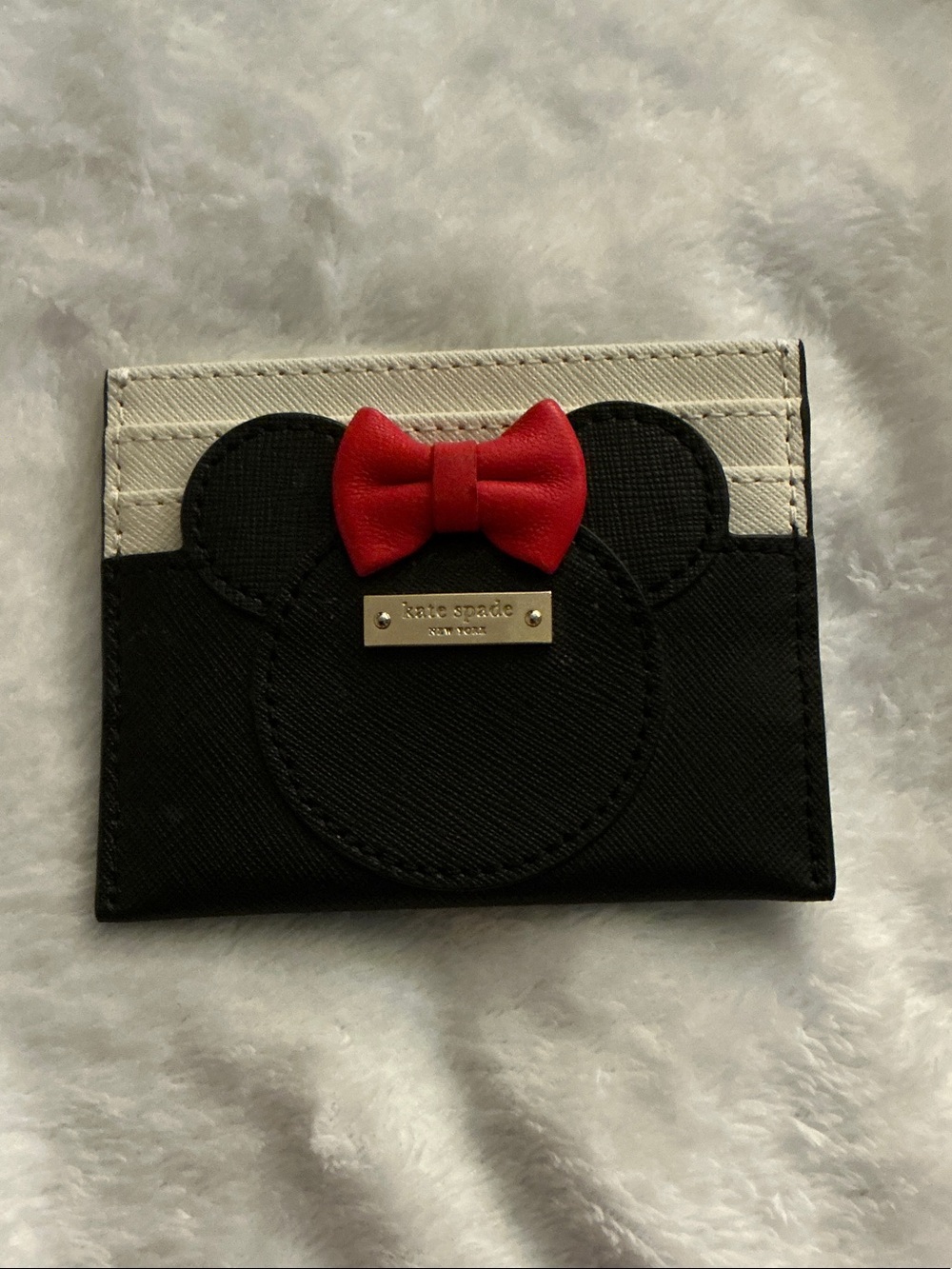 kate spade x Disney Novelty Cardholder Red Bow Minnie Mouse Silhouette (EUC)